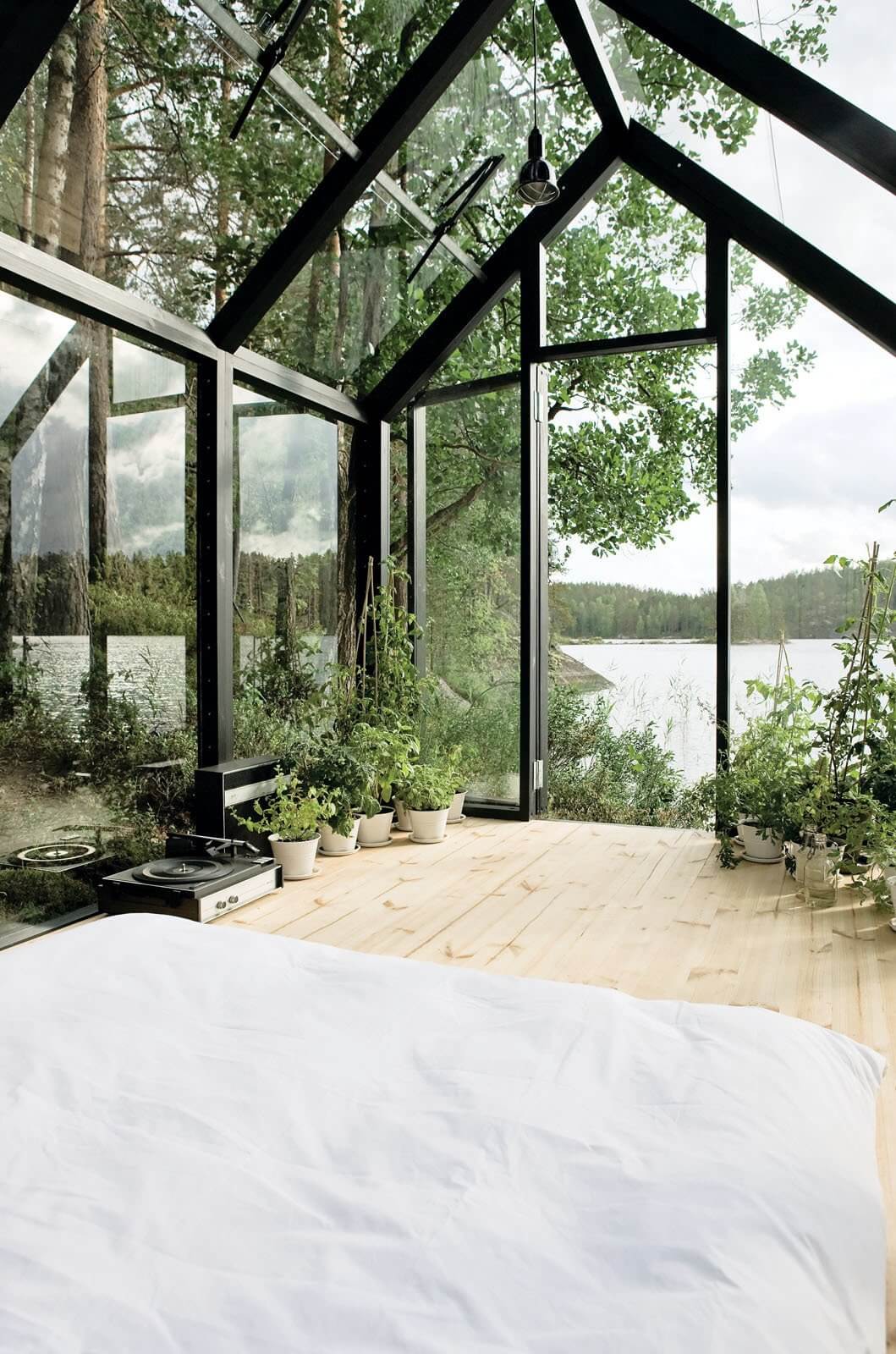 Cabin Fever: 10 Cozy Cabins for Escaping The World 25 cabin fever nordroom24 Cabin Fever: 10 Cozy Cabins for Escaping The World