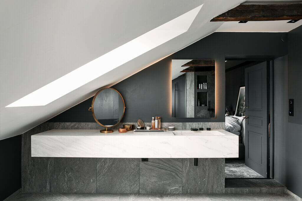 A Dramatic Townhouse in a Historic Building in Stockholm 11 historic townhouse stockholm nordroom10 A Dramatic Townhouse in a Historic Building in Stockholm