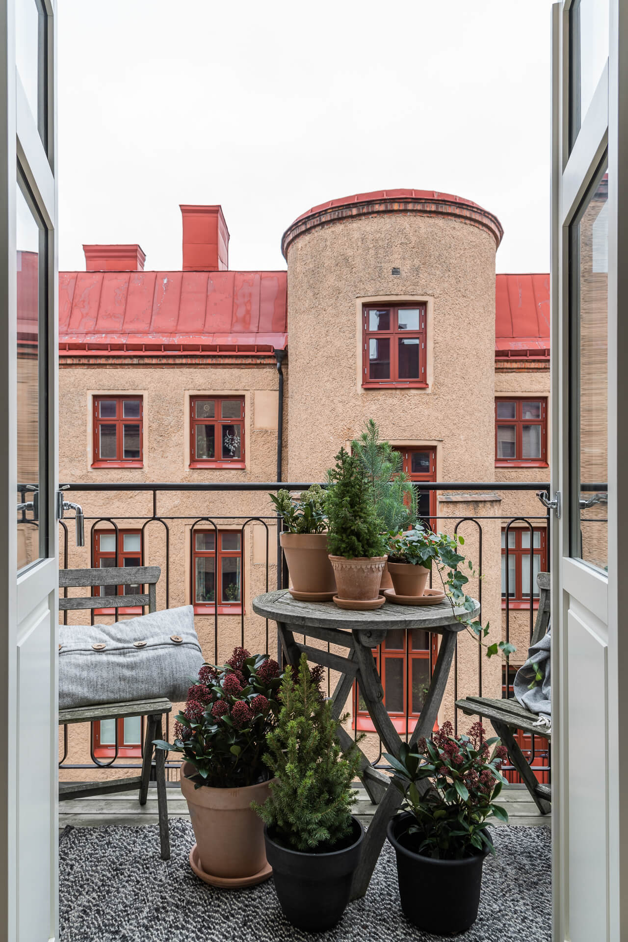 A Serene Scandinavian Studio Apartment 8 serene scandinavian studio apartment nordroom7 A Serene Scandinavian Studio Apartment