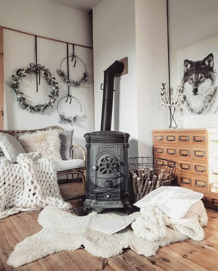 A Cozy Home With A Hint of Christmas 6 cozy christmas home nordroom5 A Cozy Home With A Hint of Christmas