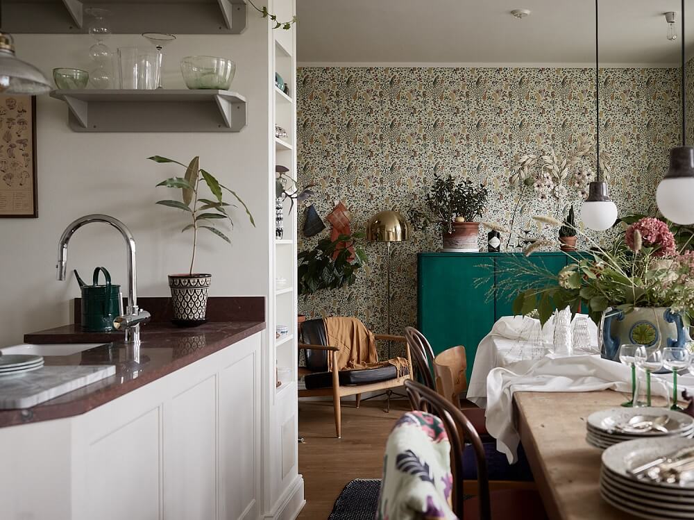 A Cozy Plant-Filled Attic Apartment in Stockholm 10 cozy plant filled attic apartment stockholm nordroom9 A Cozy Plant-Filled Attic Apartment in Stockholm