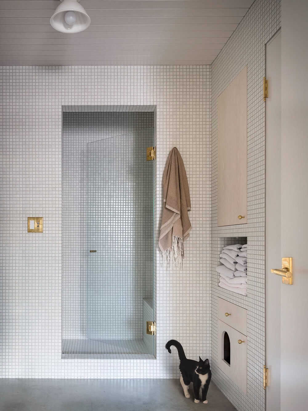 A Serene and Raw Loft Apartment by Jessica Helgerson 10 serene raw loft apartment jessica helgerson nordroom9 A Serene and Raw Loft Apartment by Jessica Helgerson