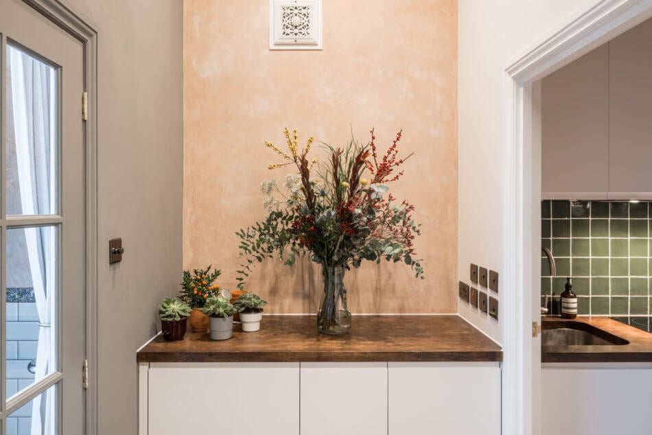 An Elegant Small Pink Apartment in London 4 small pink apartment london nordroom3 An Elegant Small Pink Apartment in London