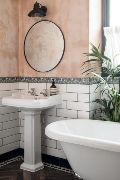 89 Pink Bathroom Ideas: From Hot Pink Walls to Blush Tiles 99 small pink apartment london nordroom9 89 Pink Bathroom Ideas: From Hot Pink Walls to Blush Tiles