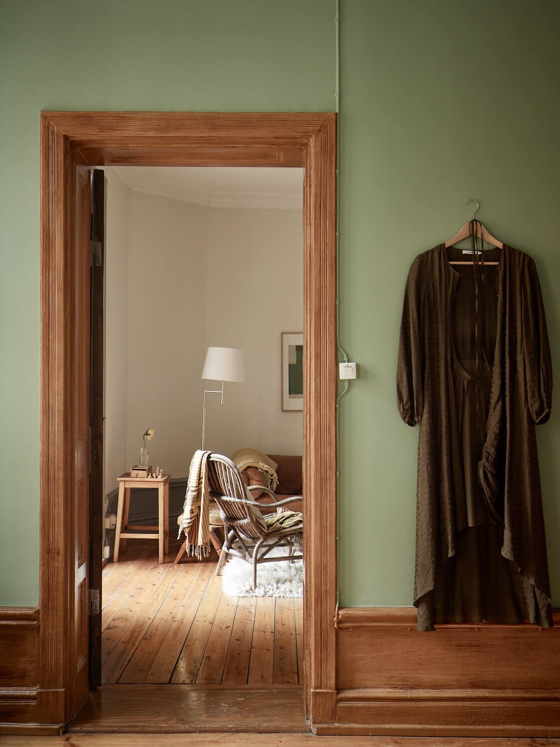 A Charming Scandinavian Apartment with Original Details and Muted Colors 7 charming scandinavian apartment muted color tones nordroom6 A Charming Scandinavian Apartment with Original Details and Muted Colors