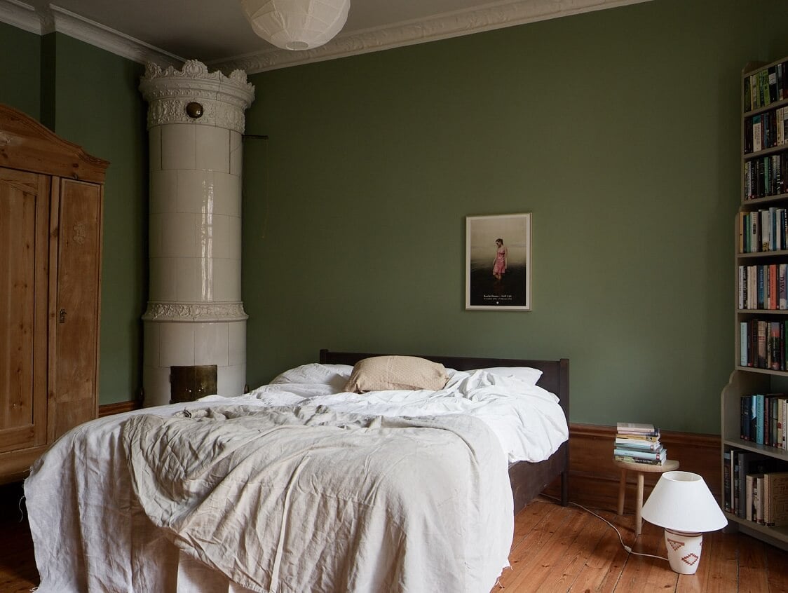 A Charming Scandinavian Apartment with Original Details and Muted Colors 10 charming scandinavian apartment muted color tones nordroom9 A Charming Scandinavian Apartment with Original Details and Muted Colors