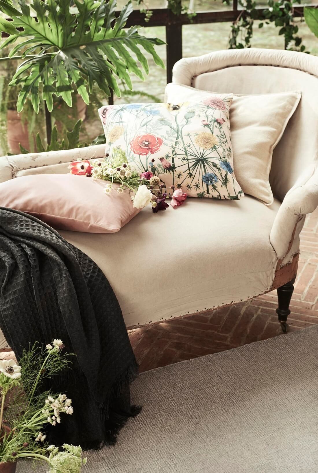 Floral Patterns and Pastel Colors in the H&M Home Spring Collection 2 hm home spring collection 2019 nordroom1 Floral Patterns and Pastel Colors in the H&M Home Spring Collection