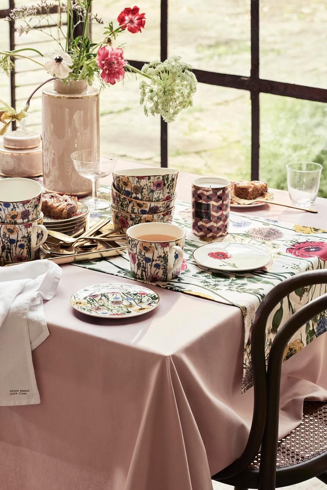 Floral Patterns and Pastel Colors in the H&M Home Spring Collection 6 hm home spring collection 2019 nordroom5 Floral Patterns and Pastel Colors in the H&M Home Spring Collection