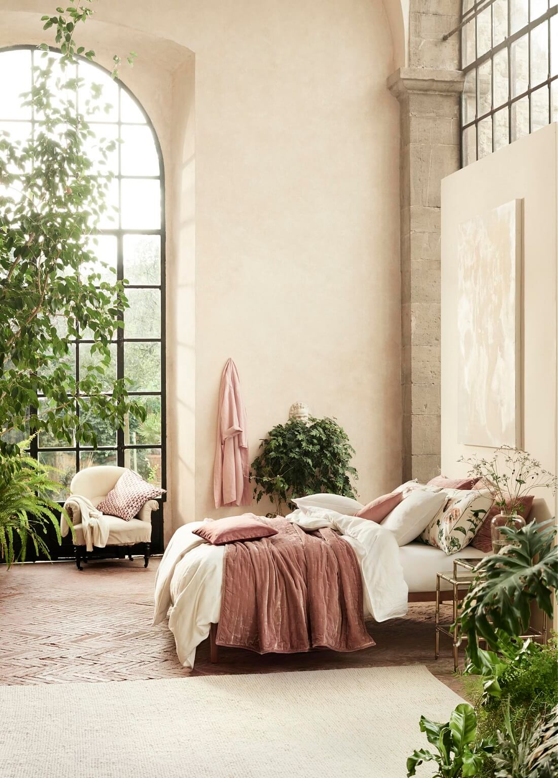 Floral Patterns and Pastel Colors in the H&M Home Spring Collection 7 hm home spring collection 2019 nordroom6 Floral Patterns and Pastel Colors in the H&M Home Spring Collection