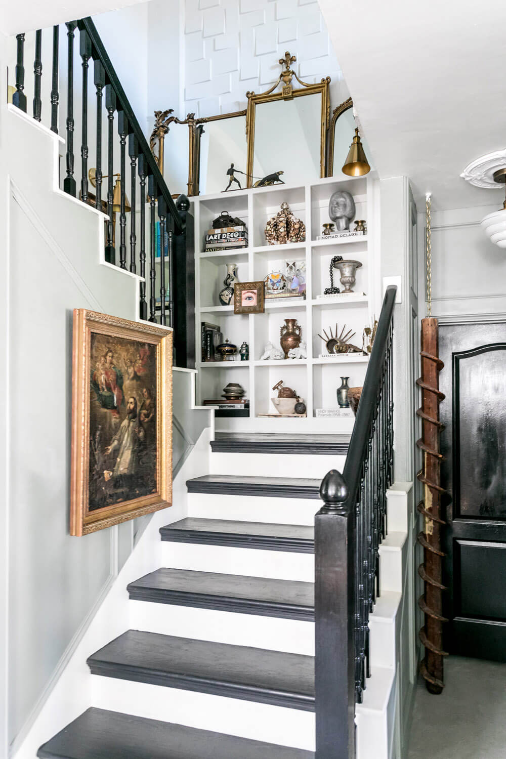 A Collector's Vintage Eclectic Home in Texas 12 vintage eclectic home texas nordroom11 A Collector's Vintage Eclectic Home in Texas