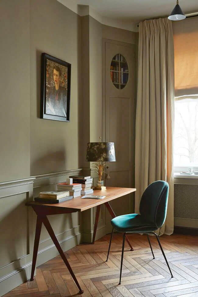 An Elegant Pre-War Apartment in Warsaw 6 elegant pre war apartment warsaw nordroom5 An Elegant Pre-War Apartment in Warsaw