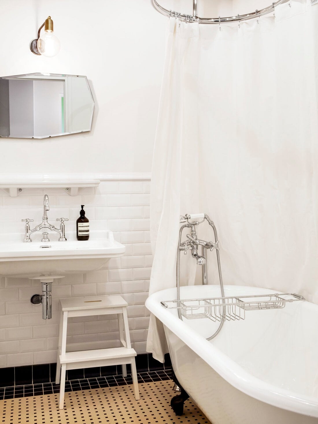 Original Details and Industrial Touches in a Family Home in Paris 14 industrial original details family home paris nordroom13 Original Details and Industrial Touches in a Family Home in Paris