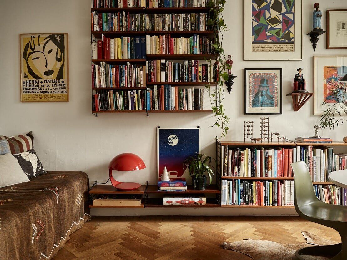A Small Vintage Bohemian Apartment in Stockholm 7 small vintage bohemian apartment stockholm nordroom6 A Small Vintage Bohemian Apartment in Stockholm