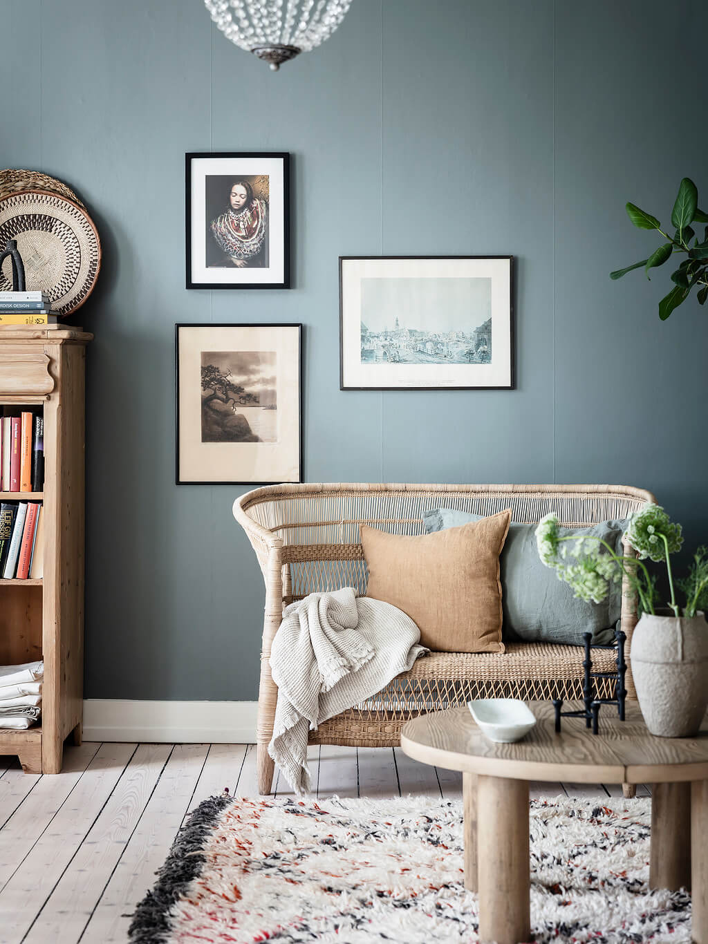 A Charming Swedish Apartment with Blue Walls and Plants 2 small blue scandinavian apartment nordroom1 A Charming Swedish Apartment with Blue Walls and Plants