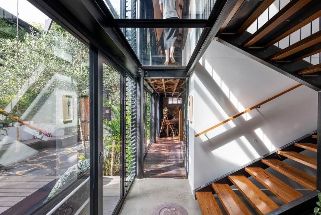A Spectacular Warehouse Conversion in Sydney 13 warehouse conversion sydney nordroom12 A Spectacular Warehouse Conversion in Sydney