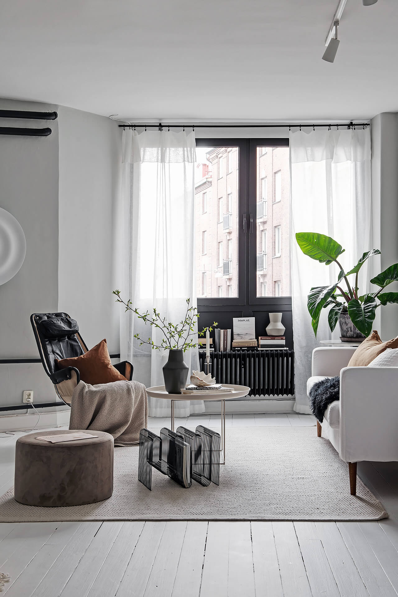 A Soft Scandinavian Studio Apartment 4 TheNordroom ASoftScandinavianStudioApartment3 A Soft Scandinavian Studio Apartment