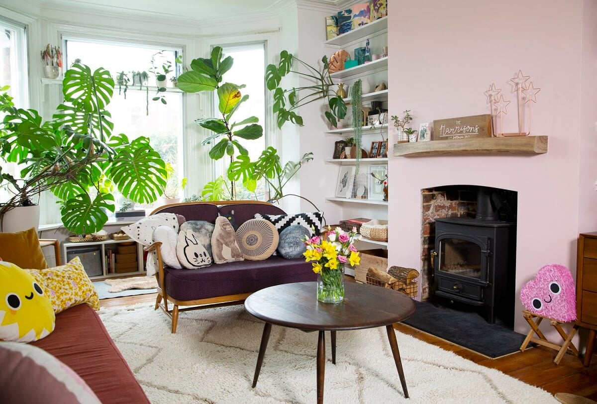 Pink And Plants In An Edwardian Home in England 1 edwardian-home-pink-plants-nordroom