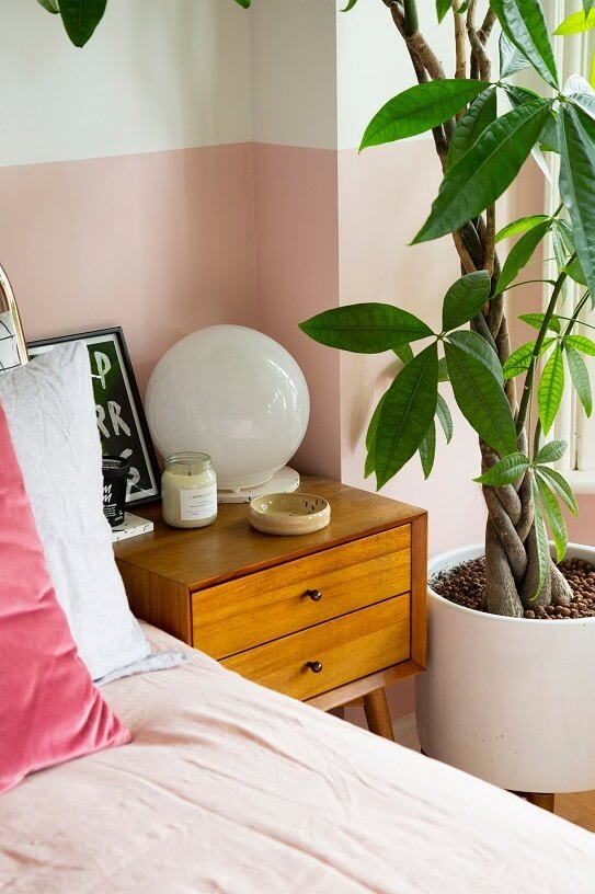 Pink And Plants In An Edwardian Home in England 7 edwardian home pink plants nordroom6 Pink And Plants In An Edwardian Home in England