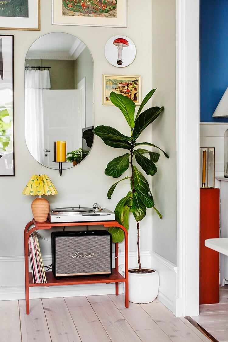 A Colorful Tiny Home Filled With Plants and Art 3 tiny home colorful plants art nordroom2 A Colorful Tiny Home Filled With Plants and Art