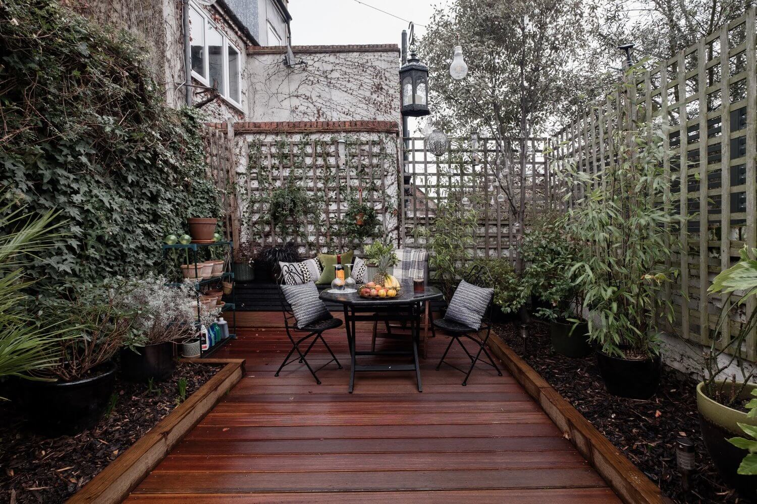 A Cozy Grey London Home Packed With Plants & Art 13 grey london home plants art nordroom12 A Cozy Grey London Home Packed With Plants & Art