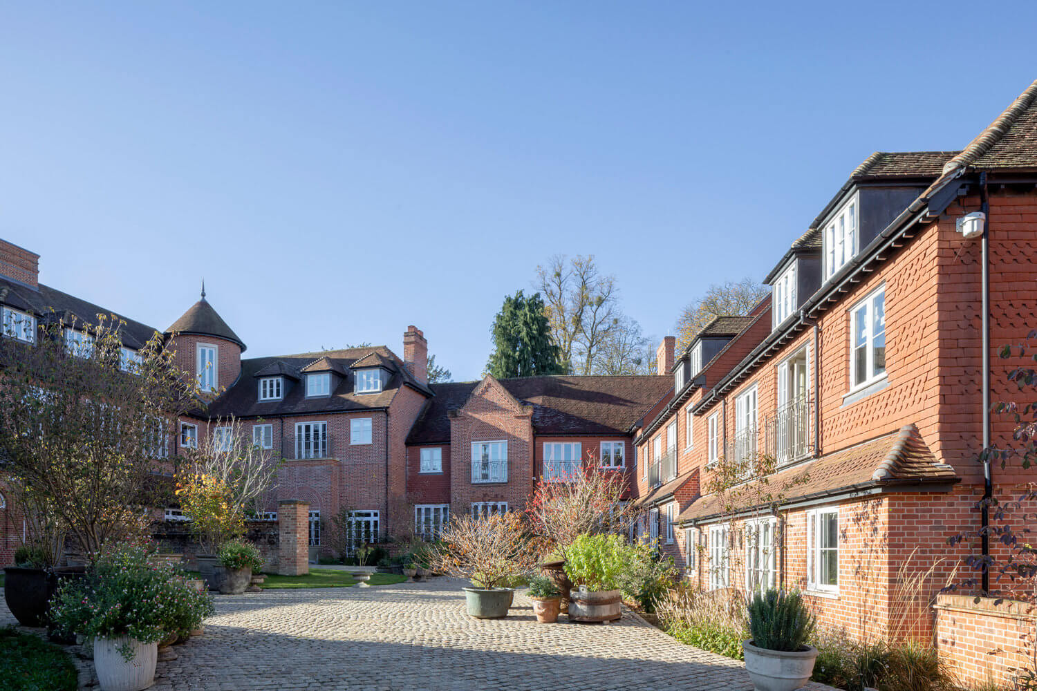 Heckfield Place: A Georgian Estate Transformed Into Luxurious Hotel 27 heckfield place country house hotel england nordroom28 Heckfield Place: A Georgian Estate Transformed Into Luxurious Hotel