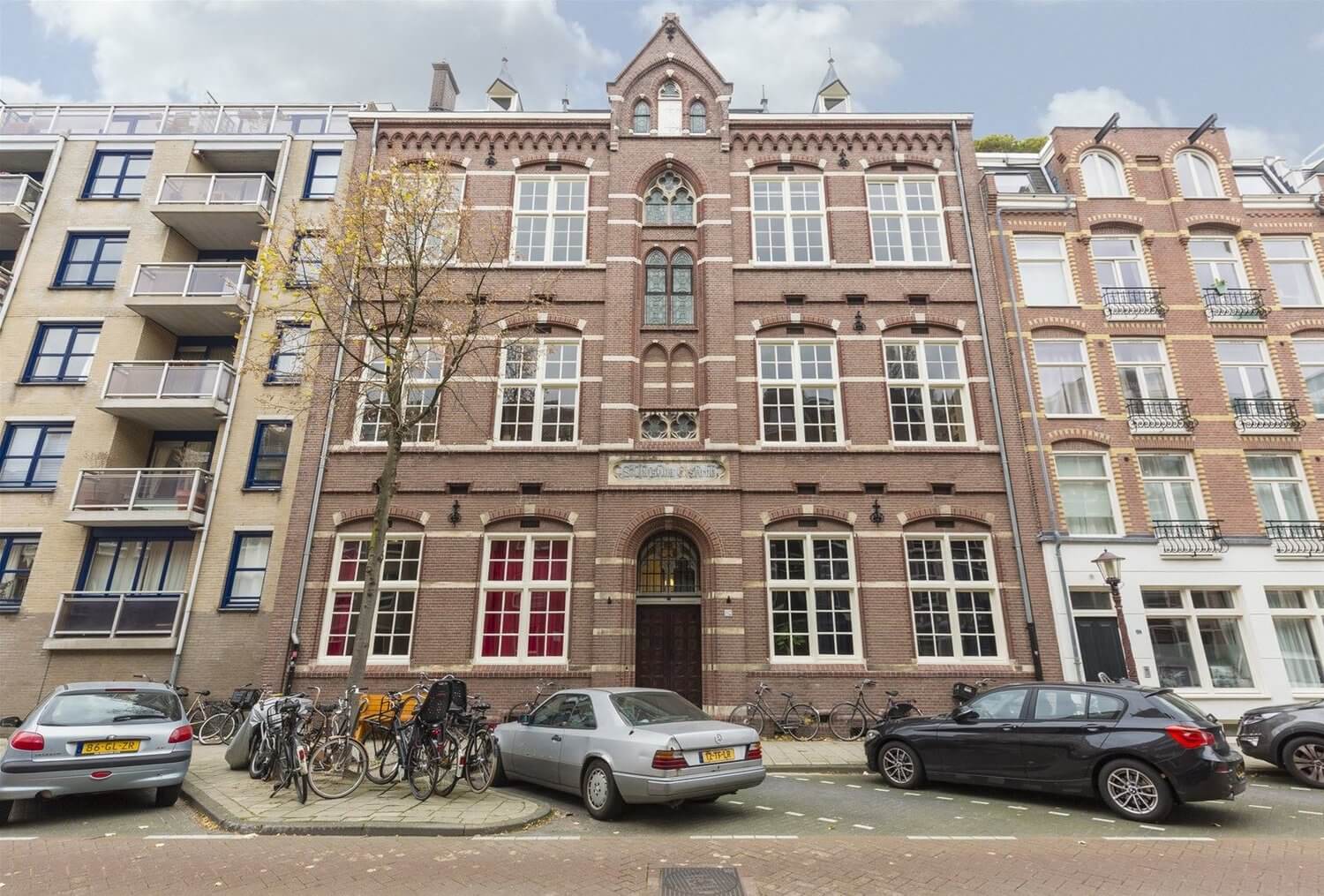 An Industrial Loft On A Canal Street in Amsterdam 27 industrial loft amsterdam nordroom27 An Industrial Loft On A Canal Street in Amsterdam
