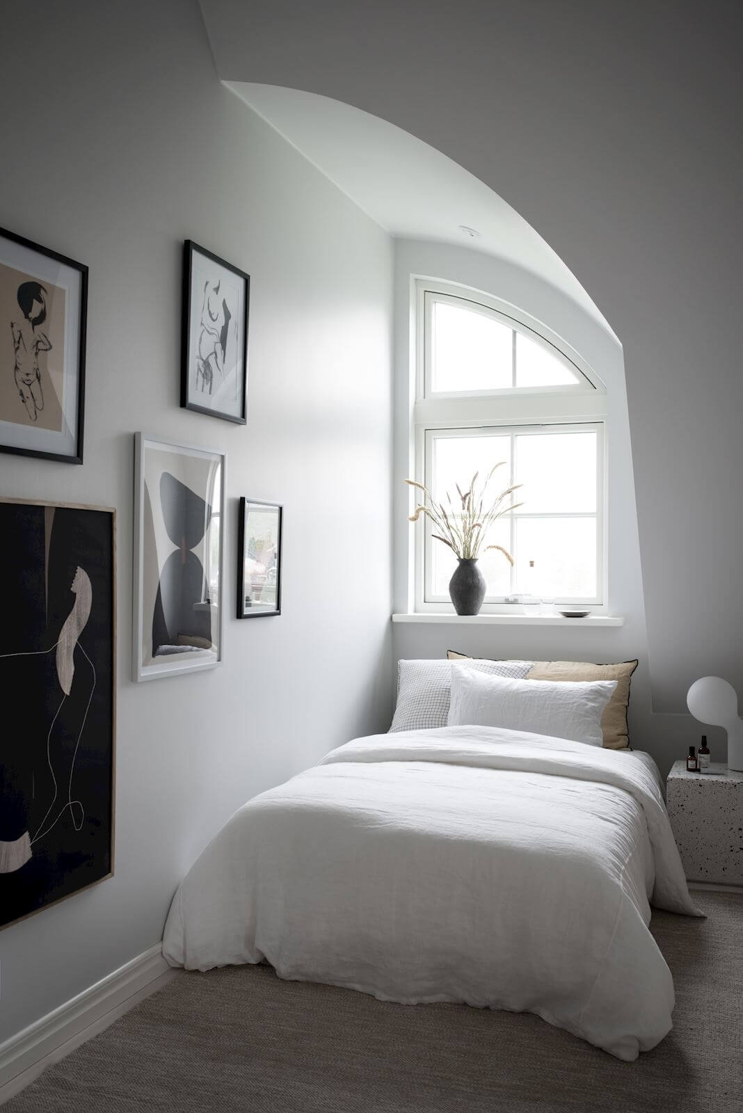 A Minimalistic Scandinavian Studio Apartment 8 minimalistic scandinavian studio apartment nordroom7 A Minimalistic Scandinavian Studio Apartment