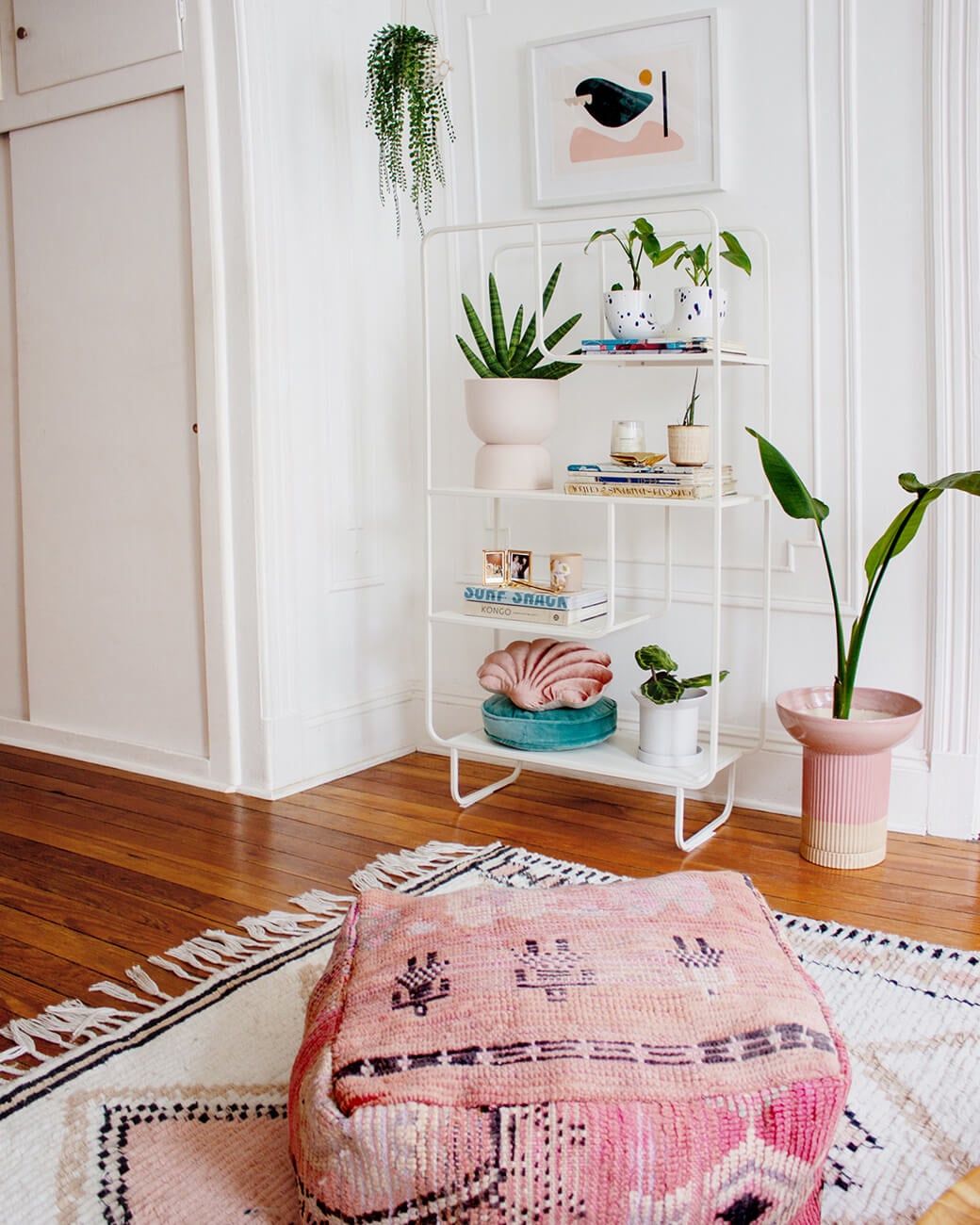 A Modern Bohemian Apartment in Brooklyn 5 modern bohemian apartment brooklyn nordroom4 A Modern Bohemian Apartment in Brooklyn