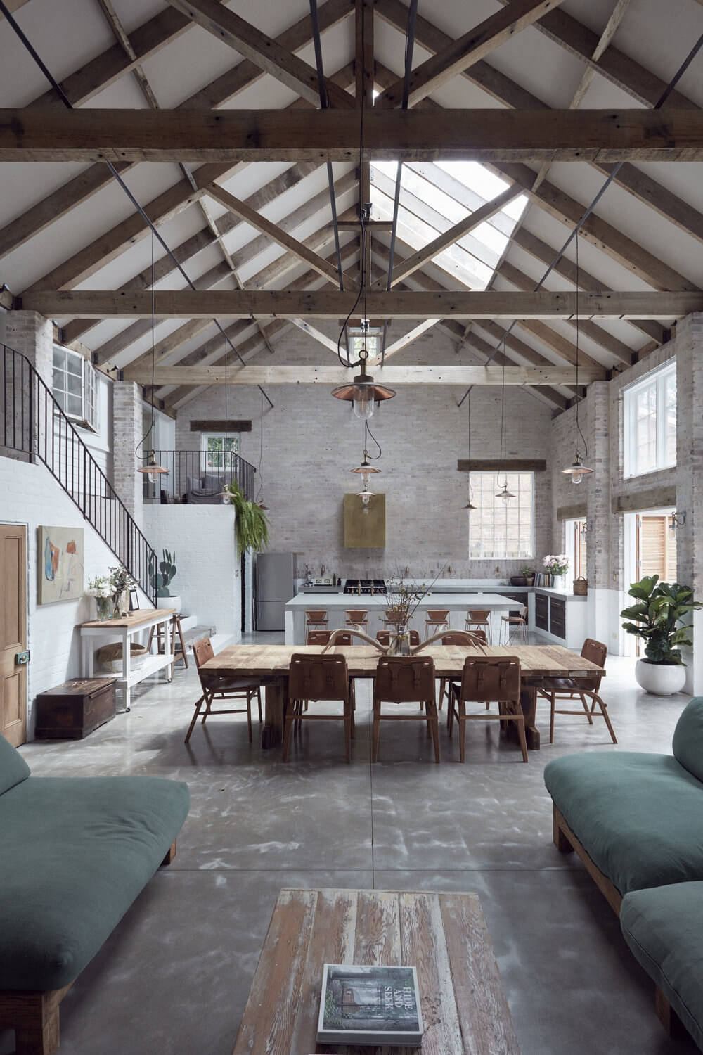 A Modern Rustic Barnhouse in Sydney 1 modern rustic barnhouse sydney nordroom A Modern Rustic Barnhouse in Sydney