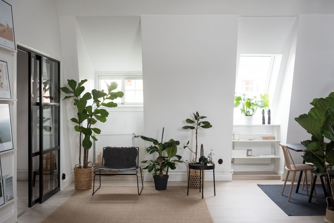 A Monochrome Scandinavian Attic Apartment 5 monochrome attic apartment nordroom4 A Monochrome Scandinavian Attic Apartment