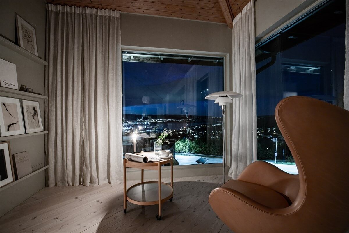 The Norwegian Home Of Blogger Nina Holst (& It's For Sale!) 10 norwegian home nina holst nordroom9 The Norwegian Home Of Blogger Nina Holst (& It's For Sale!)