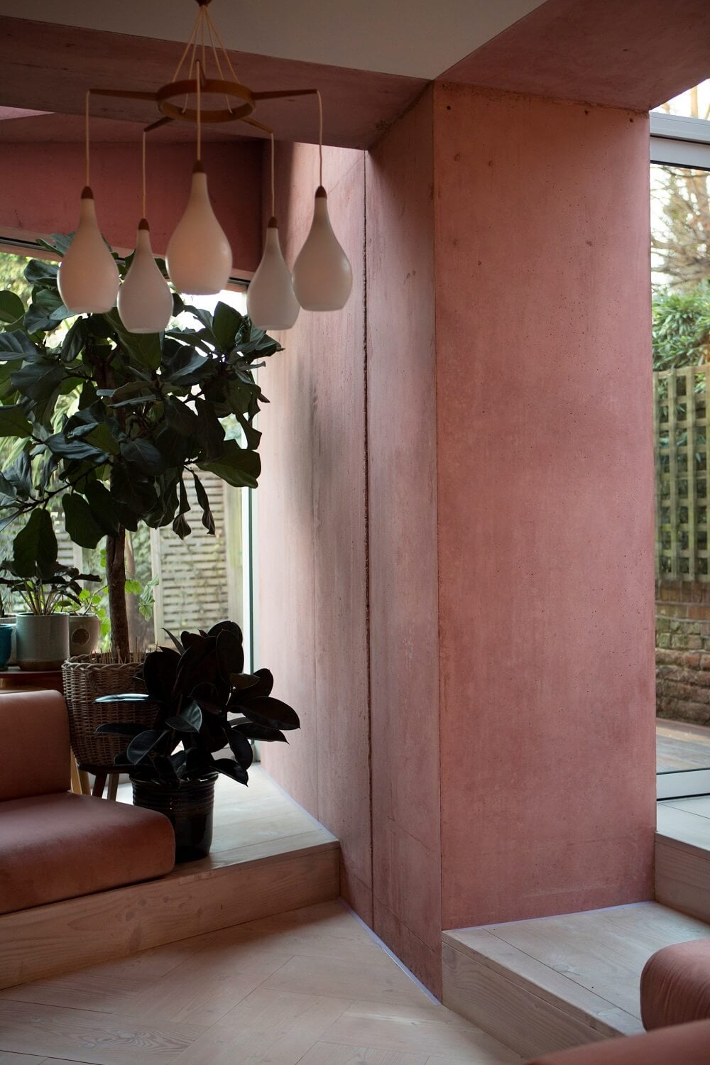 A Pink Concrete Extension For A Victorian Home in London 9 pink concrete extension victorian home london nordroom7 A Pink Concrete Extension For A Victorian Home in London