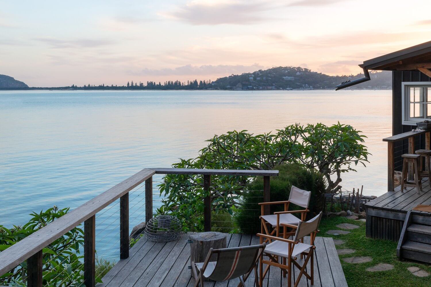 The Little Black Shack | A Cozy Eco Beachfront Cottage in Australia 24 the little black shack eco cottage australia nordroom24 The Little Black Shack | A Cozy Eco Beachfront Cottage in Australia