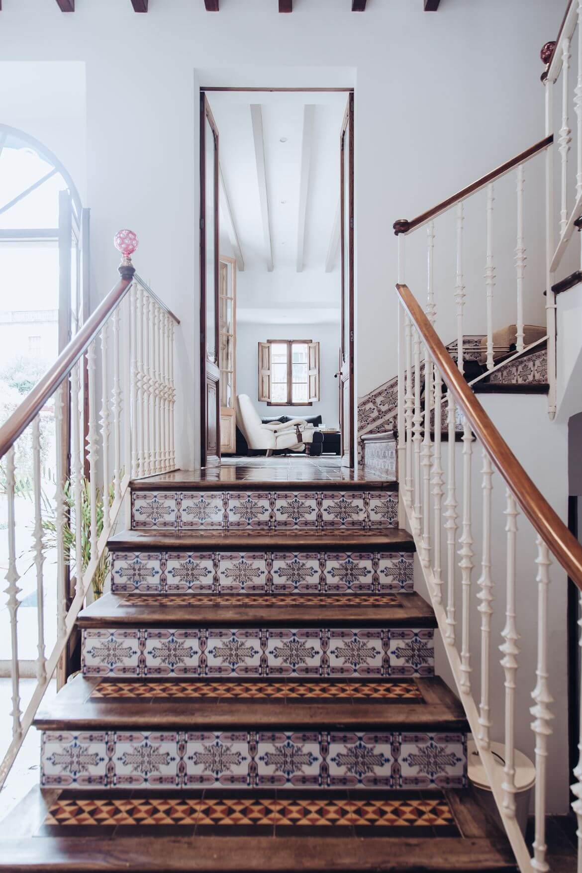 A Beautiful Townhouse on Mallorca With Orginal Details and High Ceilings 12 townhouse mallorca original details high ceilings nordroom11 A Beautiful Townhouse on Mallorca With Orginal Details and High Ceilings