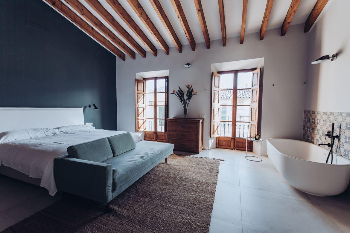 A Beautiful Townhouse on Mallorca With Orginal Details and High Ceilings 17 townhouse mallorca original details high ceilings nordroom16 A Beautiful Townhouse on Mallorca With Orginal Details and High Ceilings