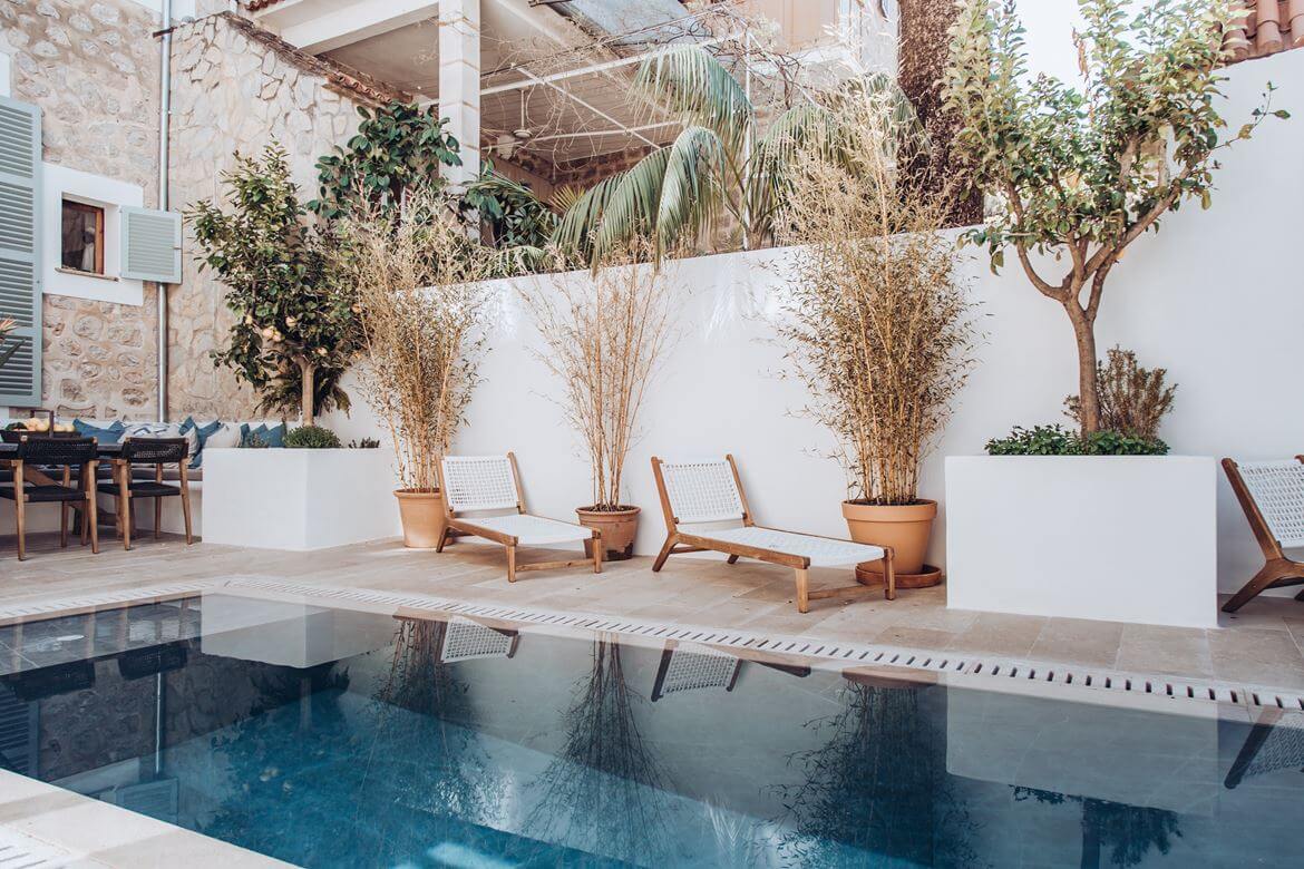 A Beautiful Townhouse on Mallorca With Orginal Details and High Ceilings 31 townhouse mallorca original details high ceilings nordroom30 A Beautiful Townhouse on Mallorca With Orginal Details and High Ceilings