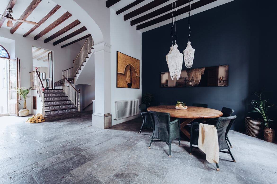 A Beautiful Townhouse on Mallorca With Orginal Details and High Ceilings 7 townhouse mallorca original details high ceilings nordroom6 A Beautiful Townhouse on Mallorca With Orginal Details and High Ceilings