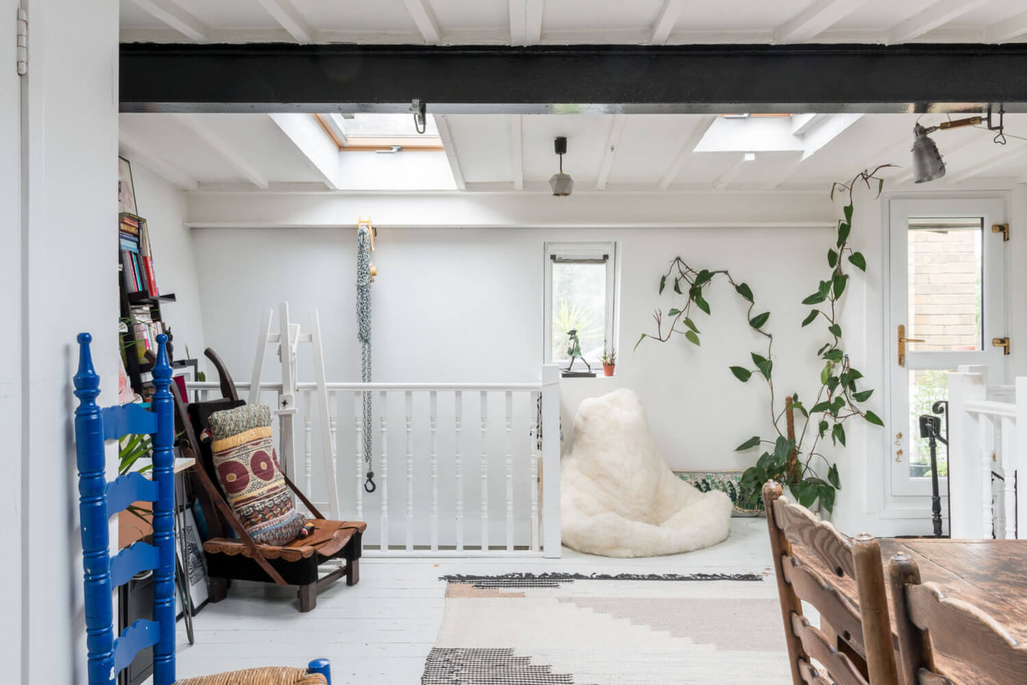 A Bright and Cozy Attic Apartment in London 9 bright attic apartment london nordroom8 A Bright and Cozy Attic Apartment in London