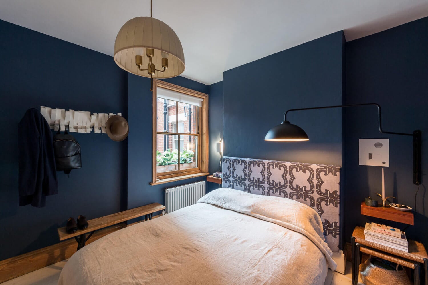 The Color-Blocked London Home of Interior Stylist Laura Fulmine 10 color blocked london home laura fulmine nordroom21 The Color-Blocked London Home of Interior Stylist Laura Fulmine
