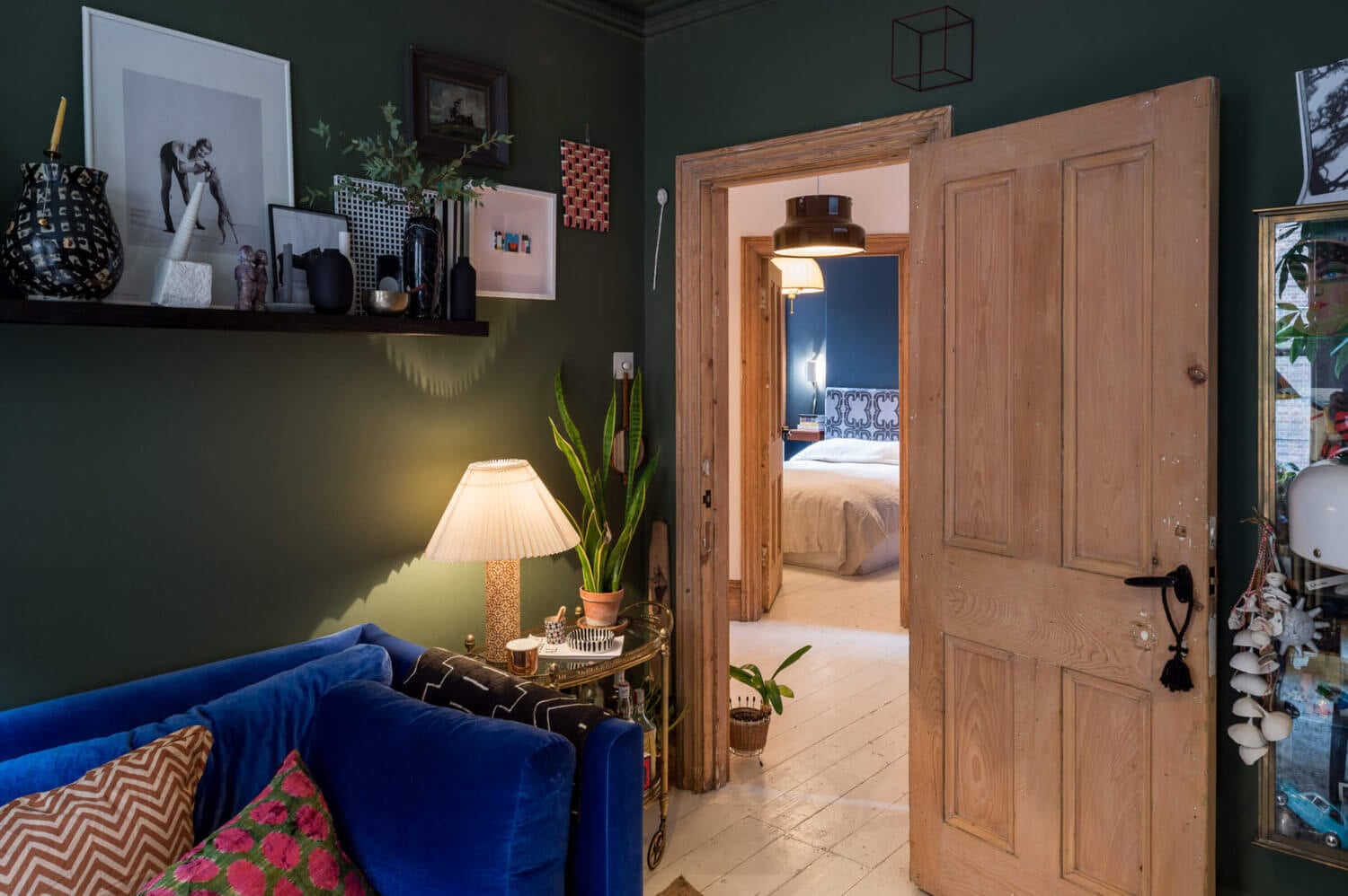 The Color-Blocked London Home of Interior Stylist Laura Fulmine 4 color blocked london home laura fulmine nordroom7 The Color-Blocked London Home of Interior Stylist Laura Fulmine