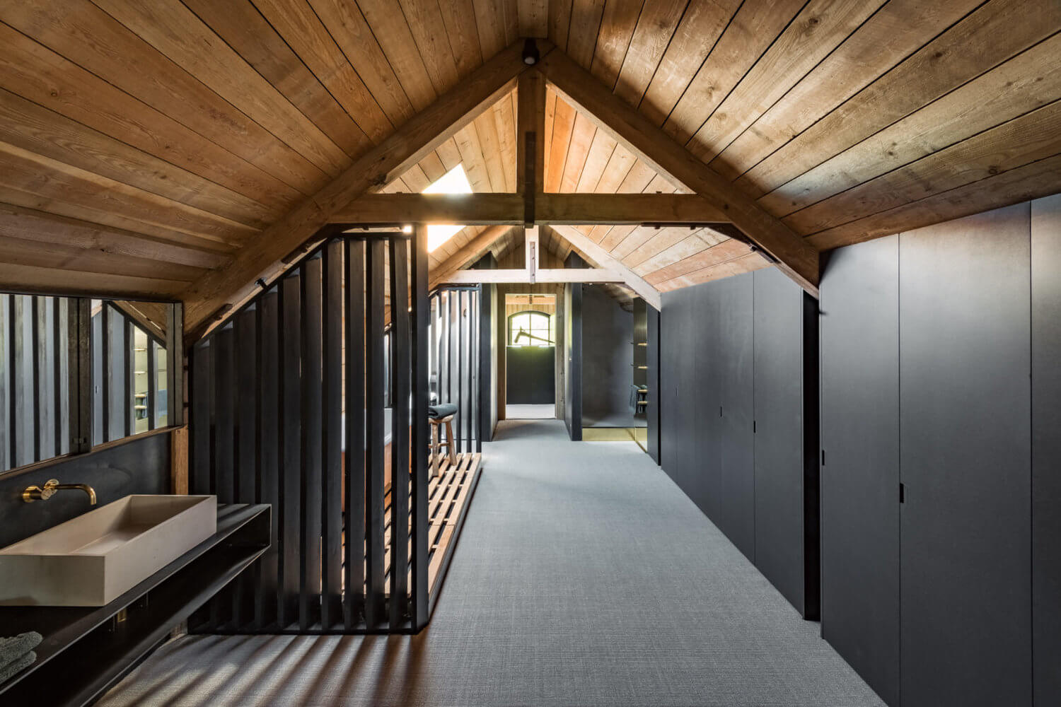 An Industrial Barn Conversion In The English Countryside 20 industrial barn conversion england nordroom19 An Industrial Barn Conversion In The English Countryside