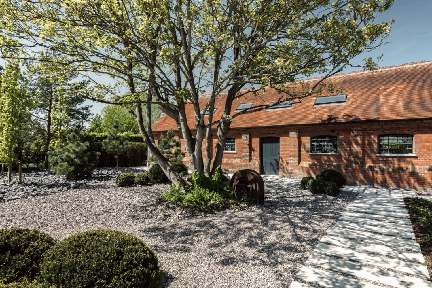 An Industrial Barn Conversion In The English Countryside 23 industrial barn conversion england nordroom22 An Industrial Barn Conversion In The English Countryside