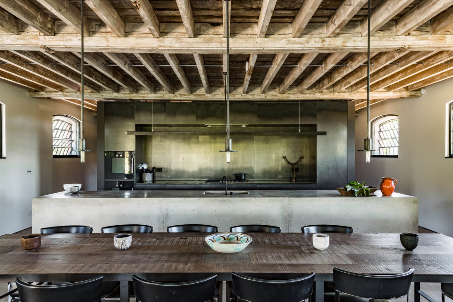 An Industrial Barn Conversion In The English Countryside 6 industrial barn conversion england nordroom5 An Industrial Barn Conversion In The English Countryside