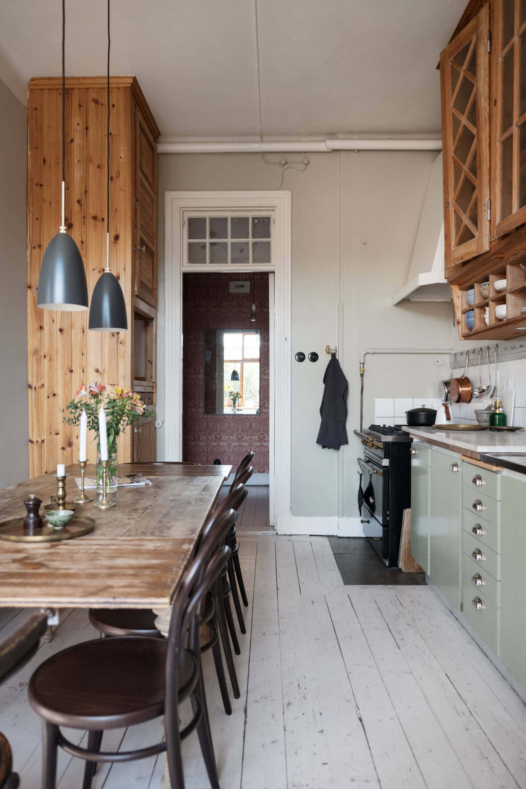 A Stylish Small Apartment Decorated in Warm Tones 8 small apartment warm tones nordroom7 scaled A Stylish Small Apartment Decorated in Warm Tones