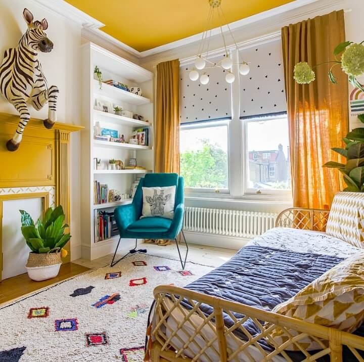 Best Paint Colors for a Colorful Small Bedroom 68 yellow-bedroom-ceiling-nordroom