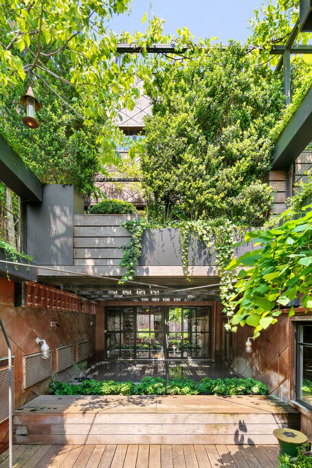 A Plant Lover's Industrial Penthouse Loft in Manhattan 15 industrial penthouse loft plants manhattan nordroom15 A Plant Lover's Industrial Penthouse Loft in Manhattan