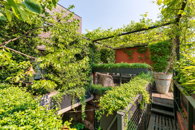 A Plant Lover's Industrial Penthouse Loft in Manhattan 29 industrial penthouse loft plants manhattan nordroom30 A Plant Lover's Industrial Penthouse Loft in Manhattan