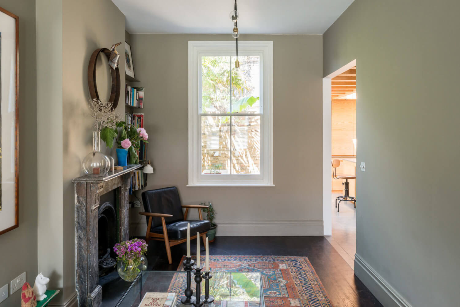 Modern & Historic Features Meet in A Victorian Home in London 13 modern historic victorian home london nordroom12 Modern & Historic Features Meet in A Victorian Home in London