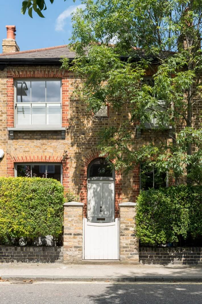 Modern & Historic Features Meet in A Victorian Home in London 23 modern historic victorian home london nordroom22 Modern & Historic Features Meet in A Victorian Home in London