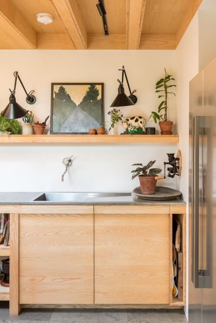 Modern & Historic Features Meet in A Victorian Home in London 4 modern historic victorian home london nordroom3 Modern & Historic Features Meet in A Victorian Home in London